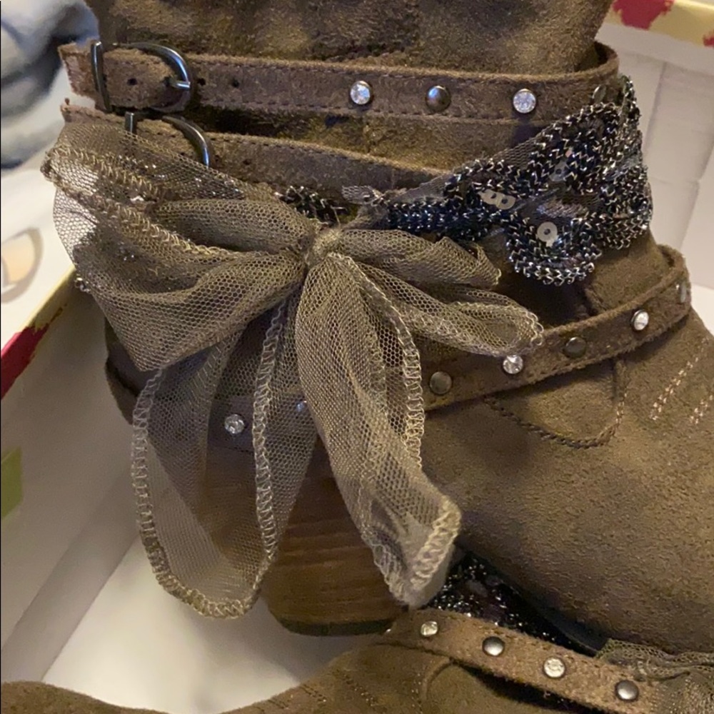 Booties - Picture 2 of 5